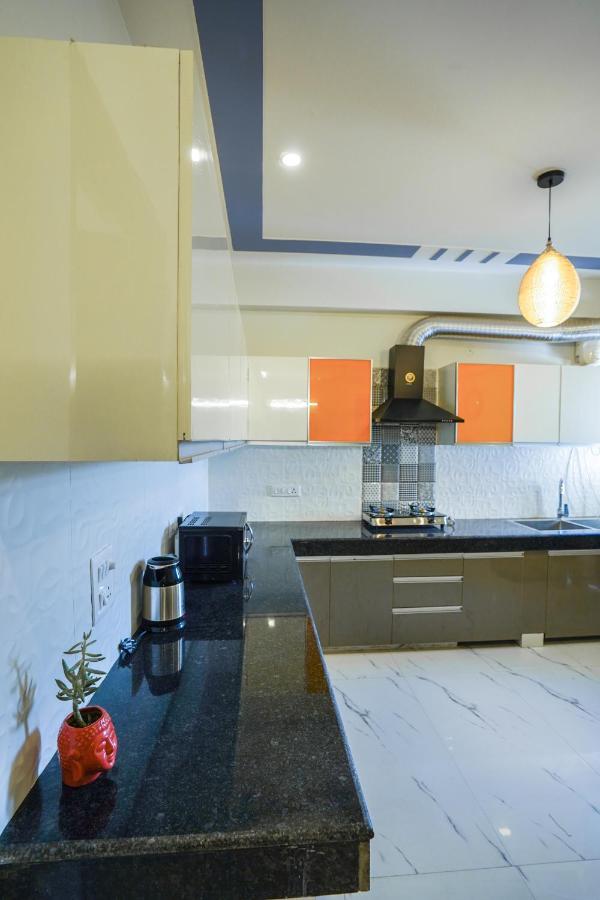 Lime Tree Service Apartment - Near Artemis Hospital ,Gurgaon Extérieur photo